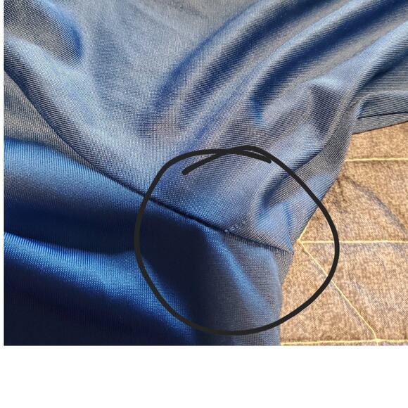 Cuffy's Unisex Size L Long Sleeve Polyester Silky Logo T-Shirt FITTED Blue FLAWS - Picture 3 of 9